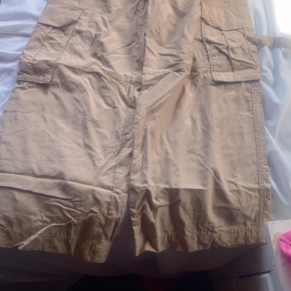 H&M Tan Cargo Shorts Lightweight Cotton Casual